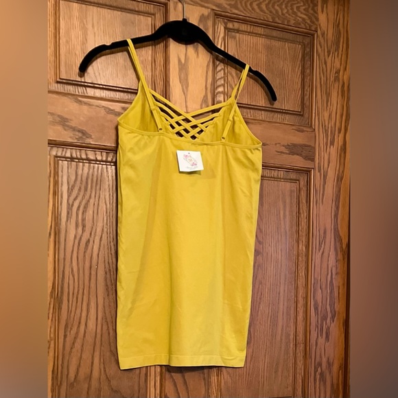 Zena Outfitters Tank Top NWT - Picture 2 of 3